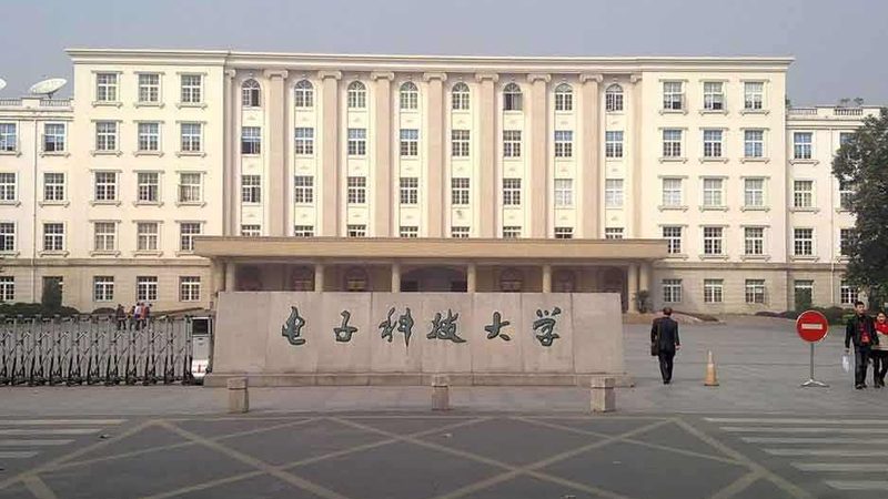 SMT首件检测仪：揭秘其重要性及选购要点